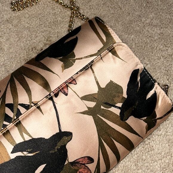 H&M Floral Print Green/Print Crossbody Bag.NWT - Picture 6 of 10